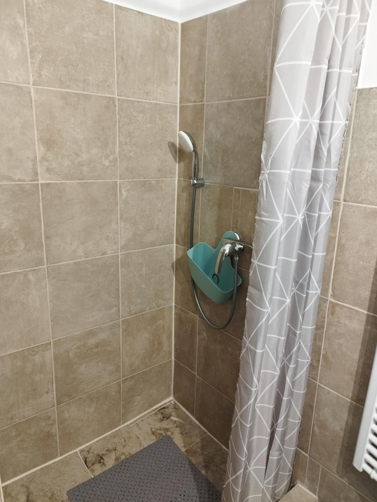 Holling Apartman Fertőboz Esterno foto