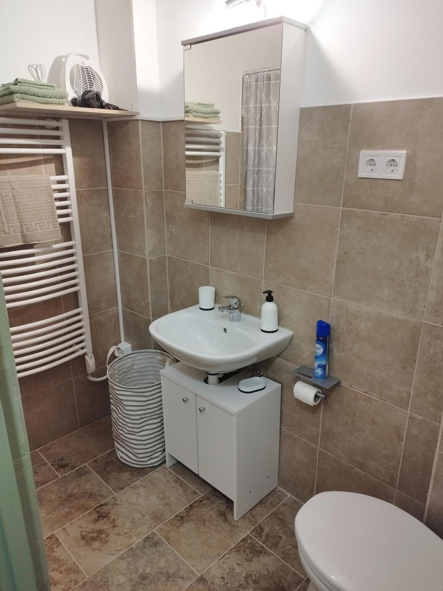 Holling Apartman Fertőboz Esterno foto