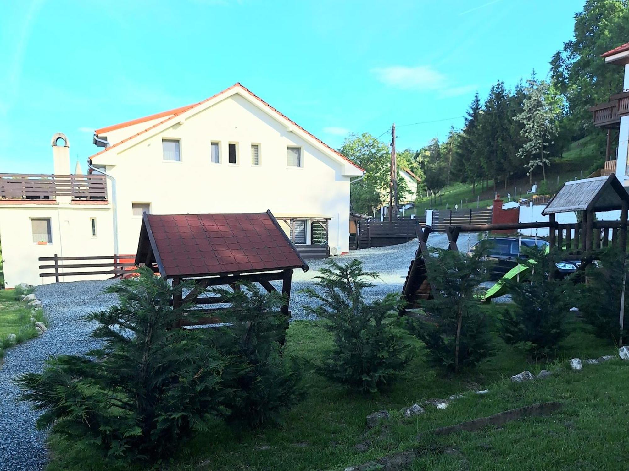 Holling Apartman Fertőboz Esterno foto